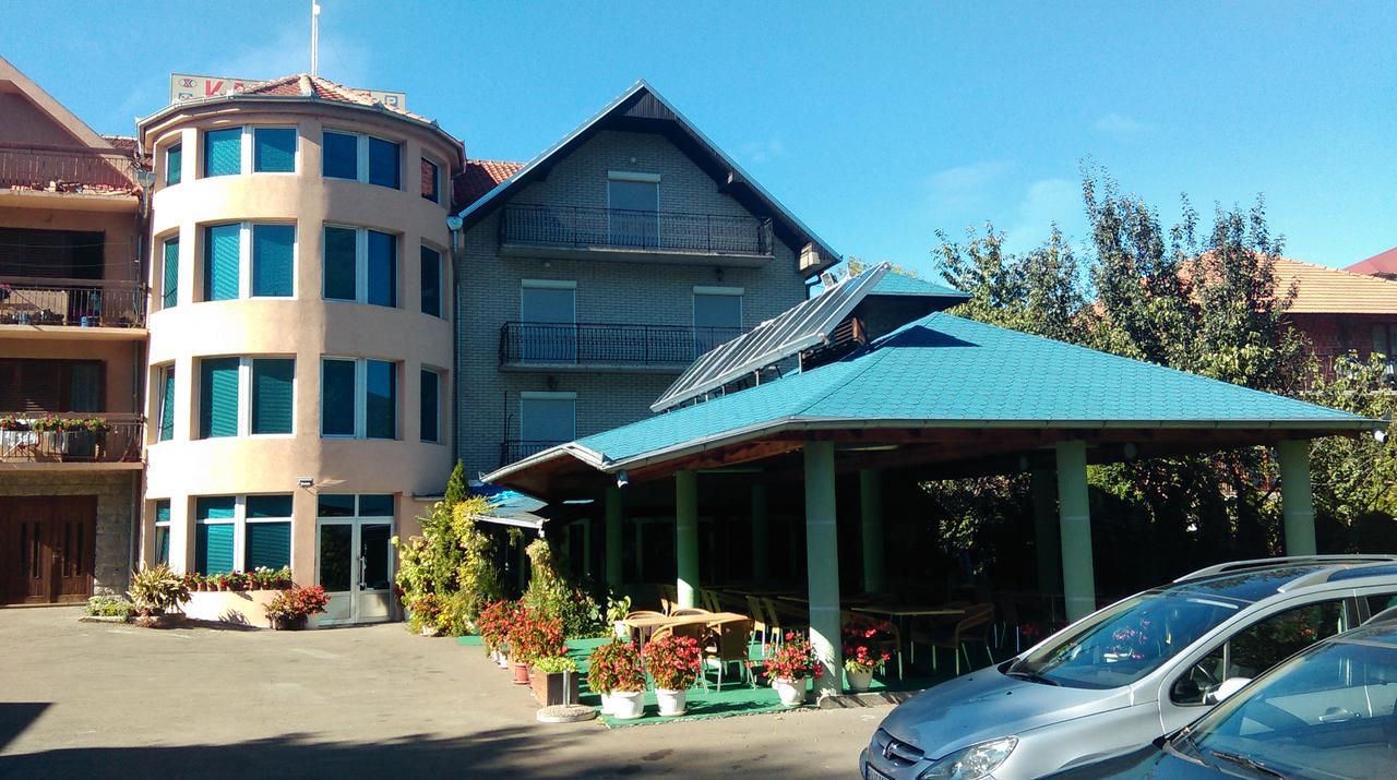 Bed & Breakfast Karavan Raška Екстериор снимка