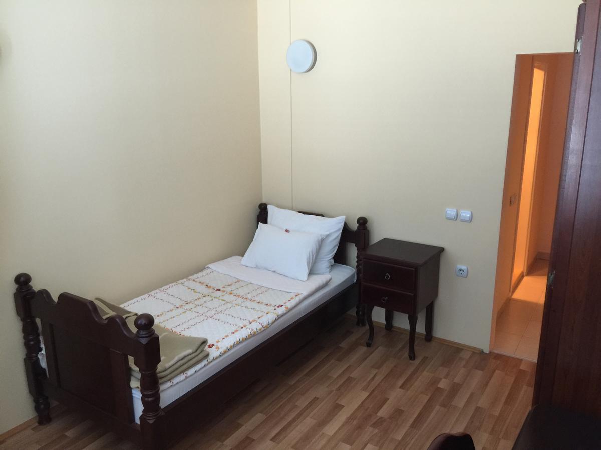 Bed & Breakfast Karavan Raška Екстериор снимка