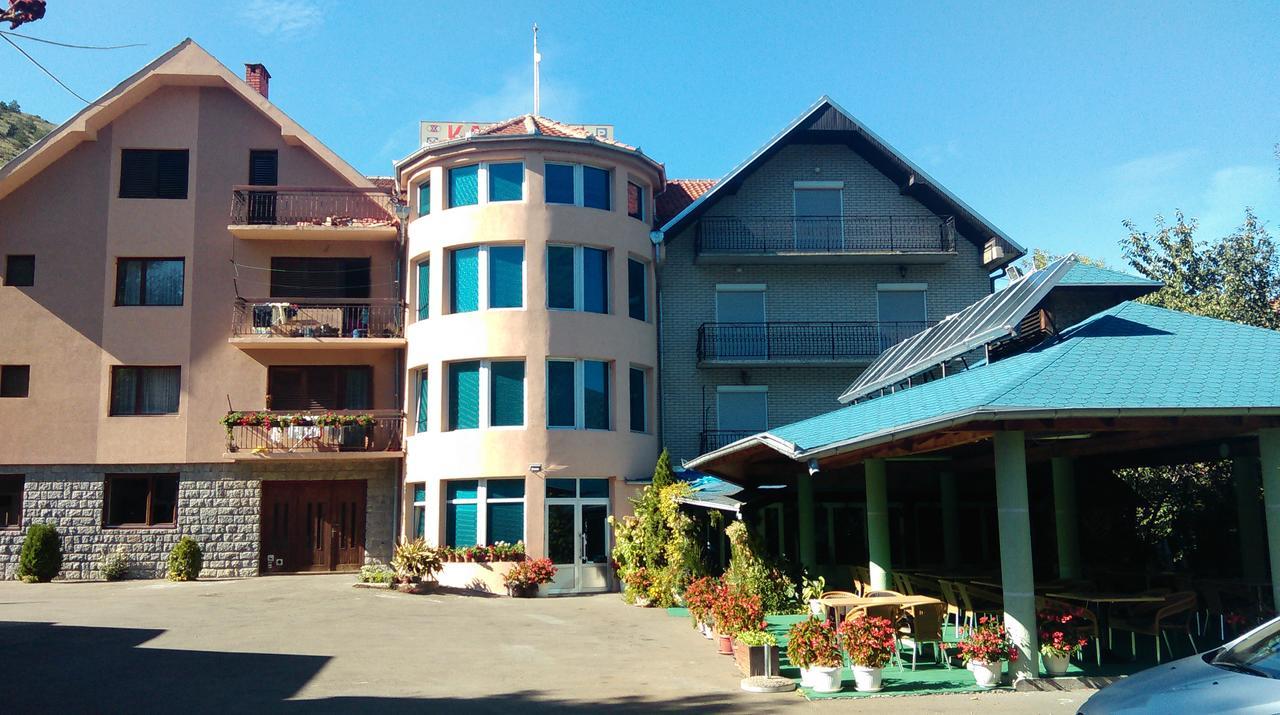 Bed & Breakfast Karavan Raška Екстериор снимка