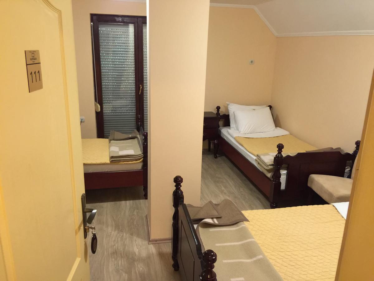 Bed & Breakfast Karavan Raška Екстериор снимка