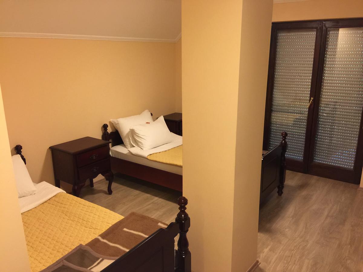 Bed & Breakfast Karavan Raška Екстериор снимка