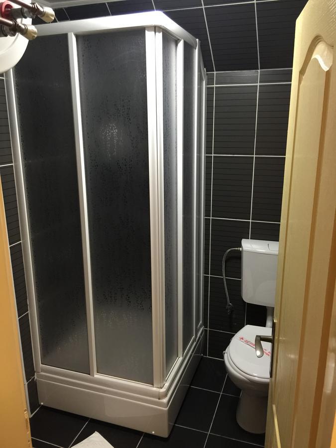 Bed & Breakfast Karavan Raška Екстериор снимка