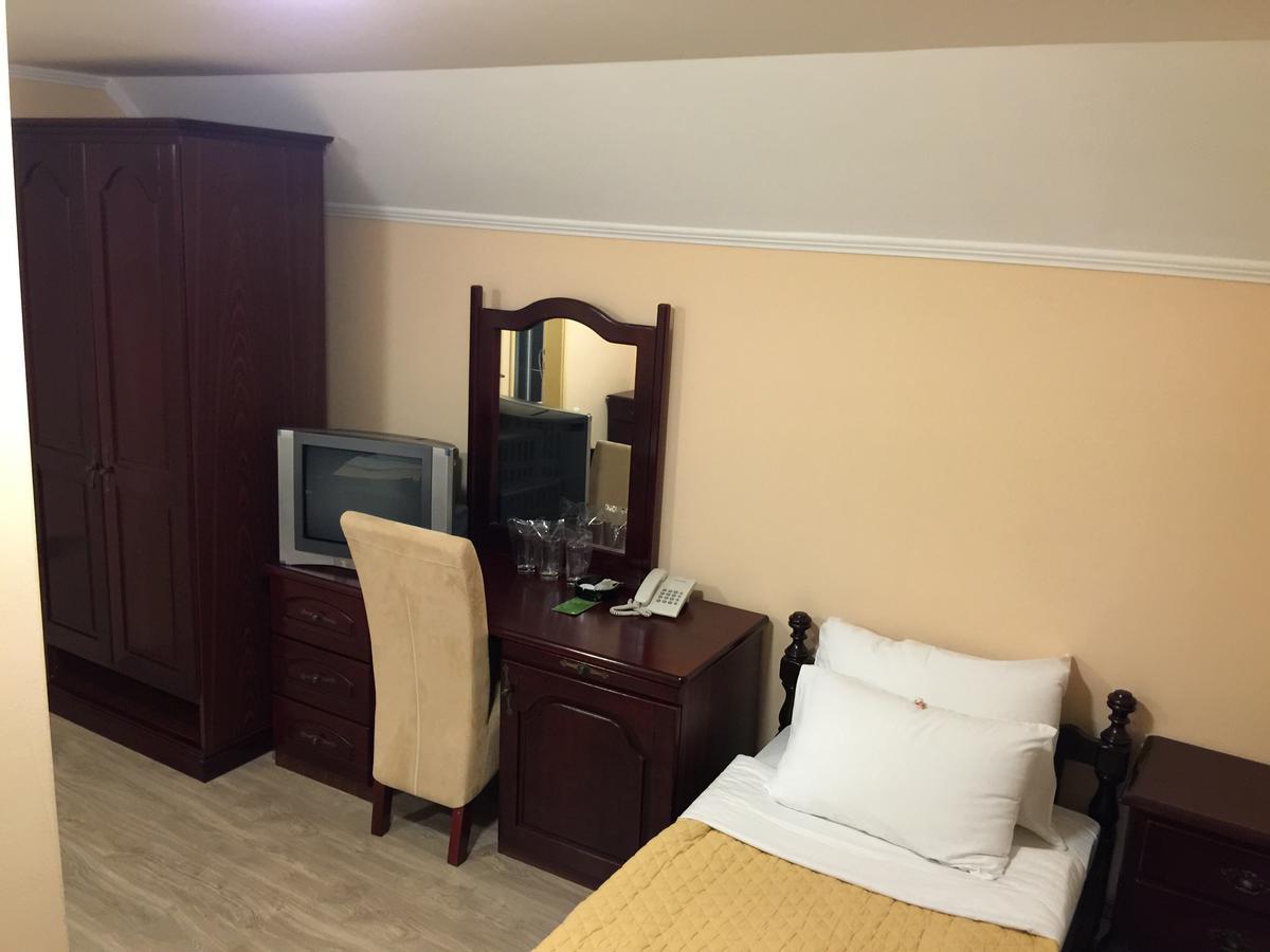 Bed & Breakfast Karavan Raška Екстериор снимка